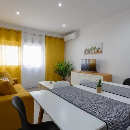 Apartment El Tesoro De La Caleta By Cadiz4rentals *